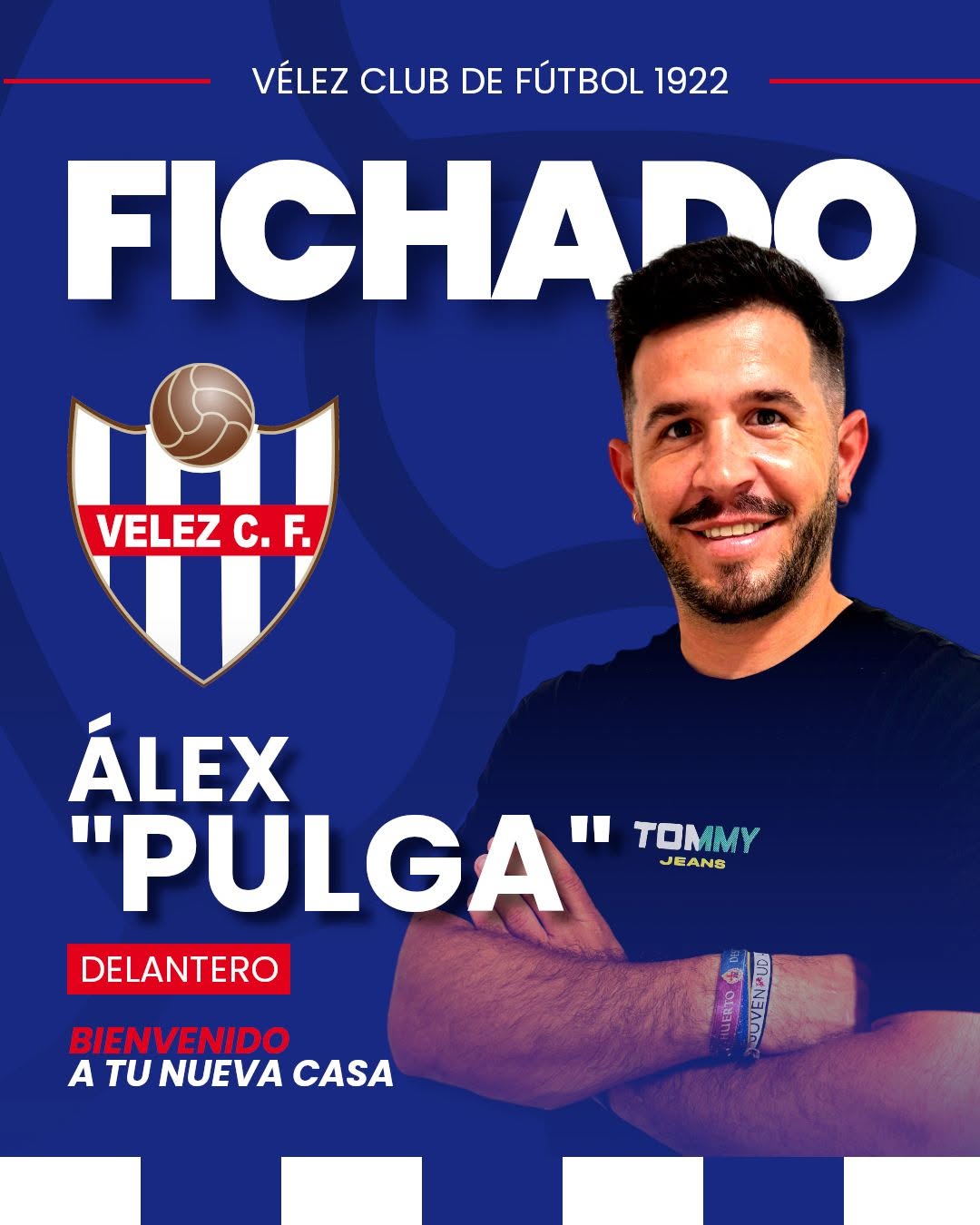 Álex "Pulga" — Delantero